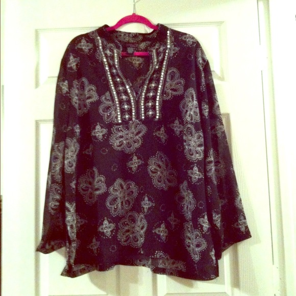 Stunning black sheer tunic with silver sequins!