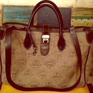 SALE🌟Authentic Dooney & Bourke Satchel 👜Like NEW
