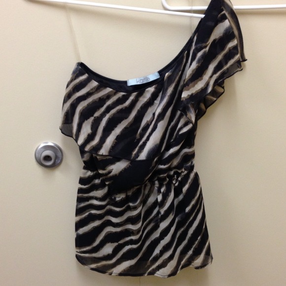 SOLD Karlie one shoulder safari top!