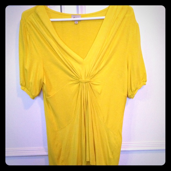 RESERVED FOR NICOLE!! Ella Moss v-neck yellow top.