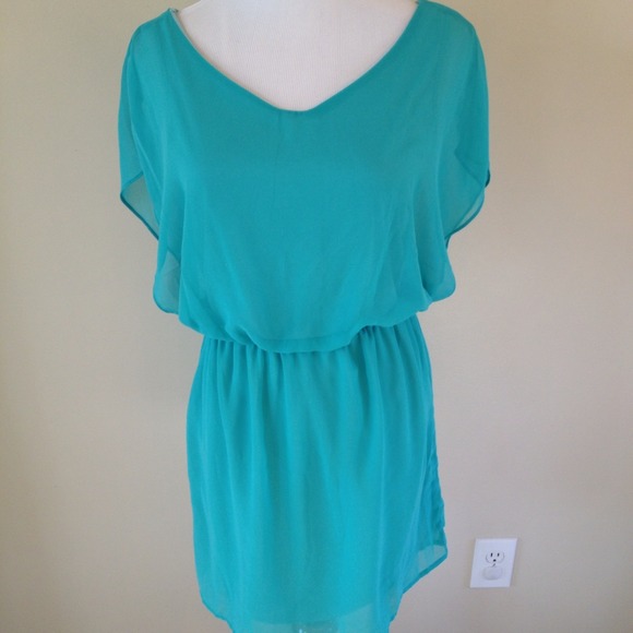 🚫SOLD IN A BUNDLE🚫Turquoise summer dress! - Picture 2 of 4
