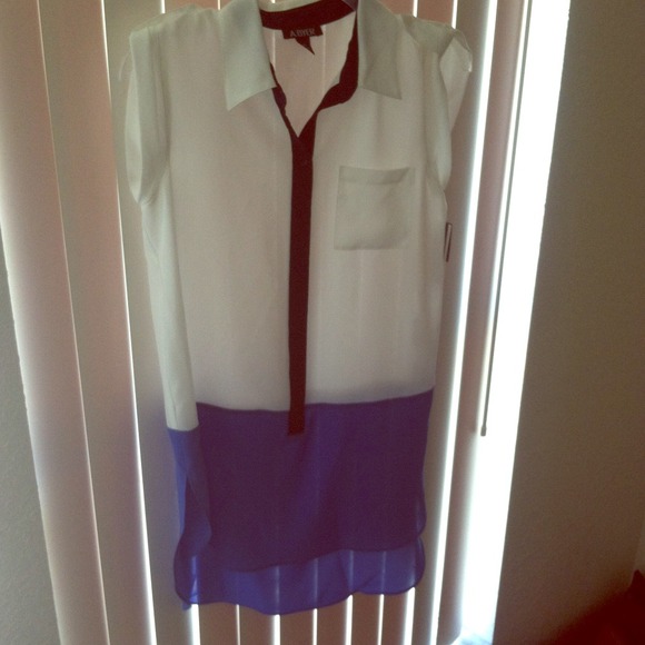 Sheer A. Beyer top just in time for summer!!! - Picture 1 of 3