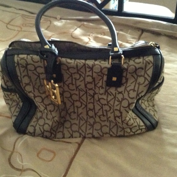 Handbag