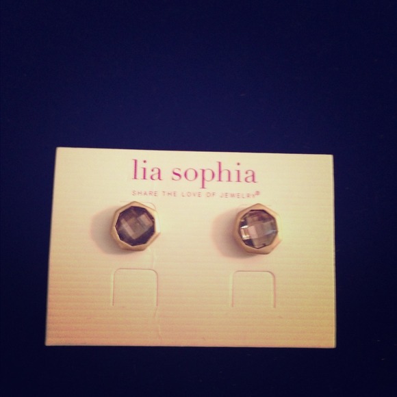 Lia Sophia Legendary earrings