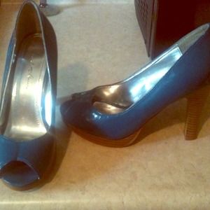 Teal/ Blue Heels!