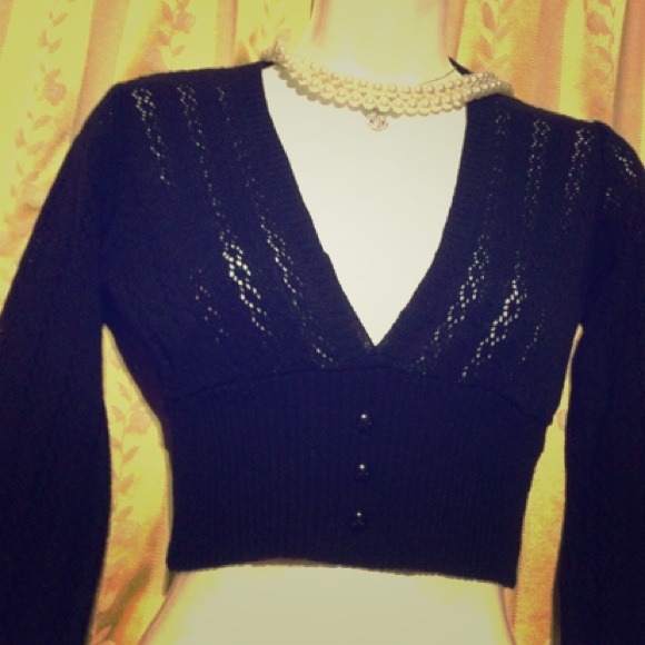 Forever 21 Tops - 🔵Cropped cover up cardigan Size M