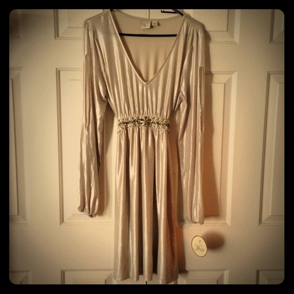 🚫SOLD🚫Gorgeous Party Dress NWT - Picture 1 of 4