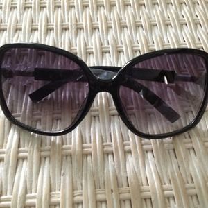 Black Esprit sunglasses