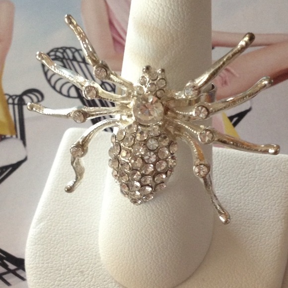 NEW Bundle of 2 Spider Cocktail Rings - Picture 2 of 4