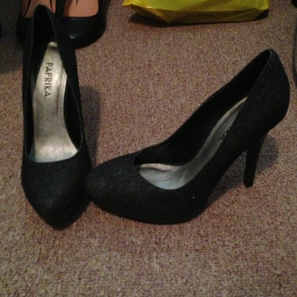 Jean Pumps