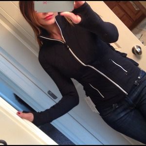 New with tags Lululemon  yogi dance jacket