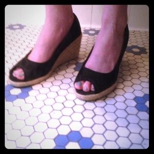 *Reserved* Black peep toe espadrilles