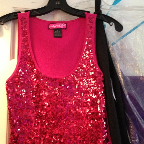 Sparkle Tank