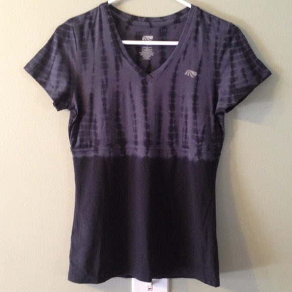 Black and blue work out top