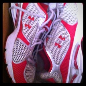Brand new UA tennis shoes!! Red & gray!