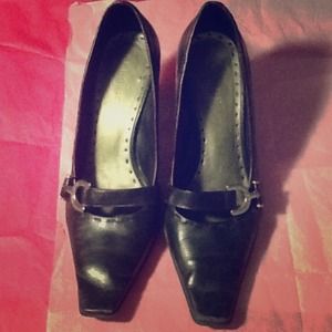 🌟BCBG Heels🌟we can always negotiate price ☺