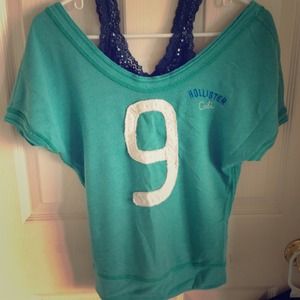 Hollister top