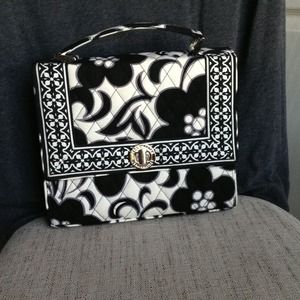 VERA BRADLEY Handbag