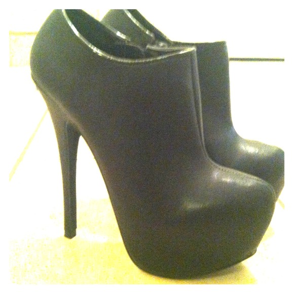 Black ankle booties.