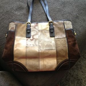 I'm selling a few coach purses. I never use them.