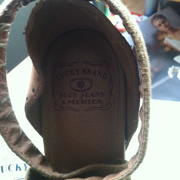 Nice Lucky Brand wedges - Picture 4 of 4