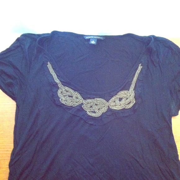 Cute banana republic top!