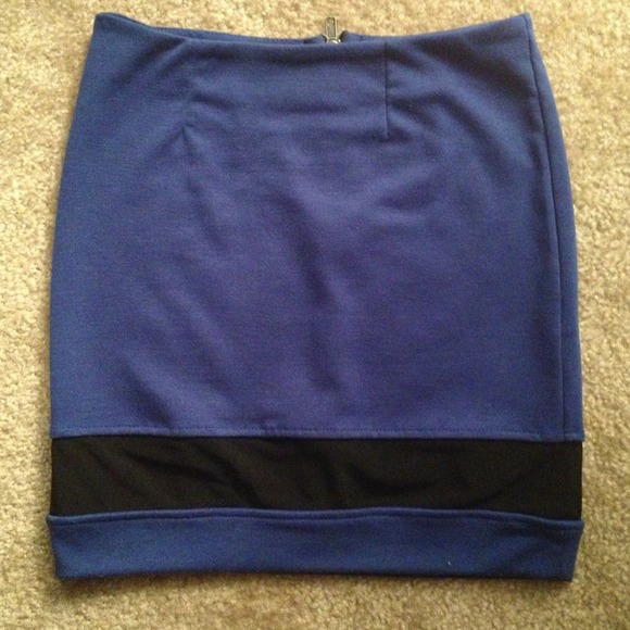 Material Girl Mini Skirt - Picture 1 of 3