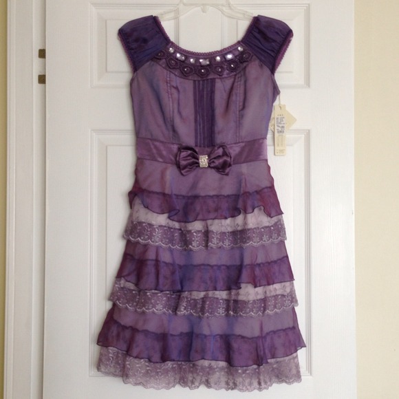 ✨Pretty lace purple dress ✨