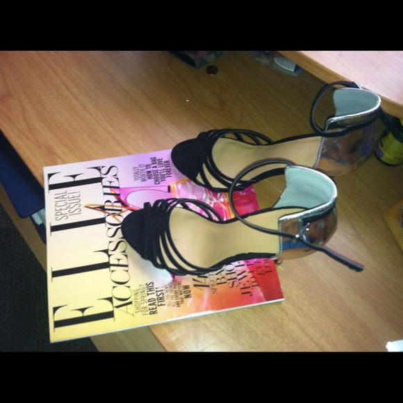 Two tone chic sandals - Picture 4 of 4