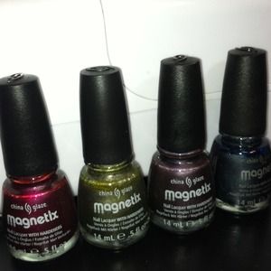 ⭐Bundle for @agnii CHINA GLAZE MAGNETIX POLISHES⭐