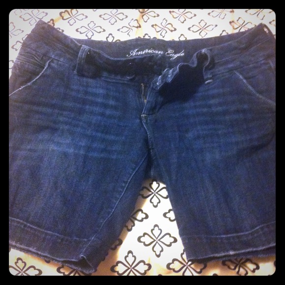 American Eagle Capris