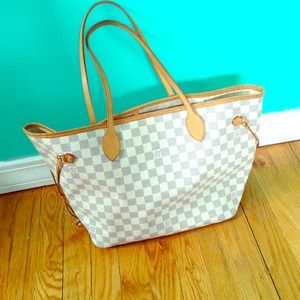 🚨LOUIS VUITTON Neverfull MM🚨