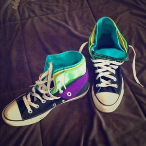 REDUCED!!!Converse, worn once!!!