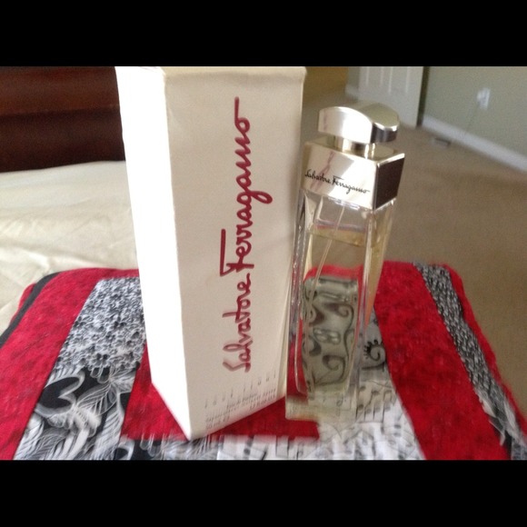 Salvatore Ferragamo Fragrance - Picture 1 of 3