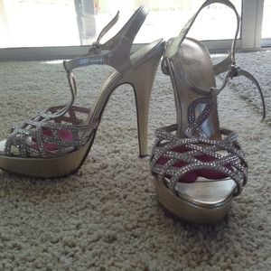 Mariah Carey Gold heels