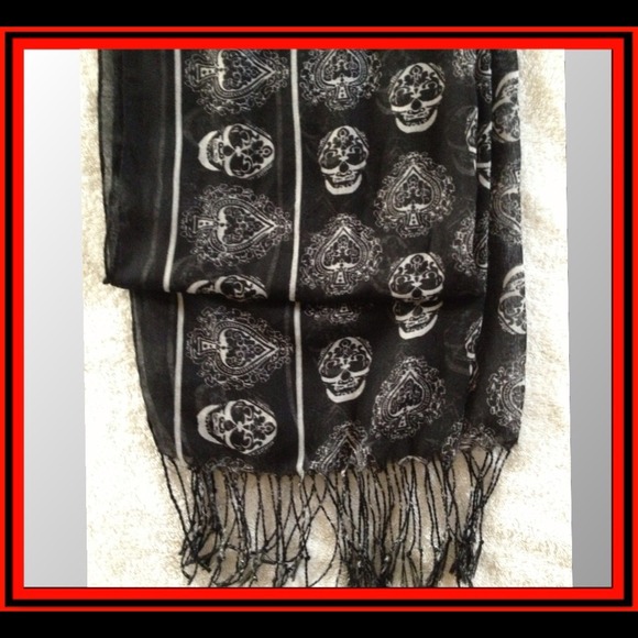 💀Skull Scarf💀