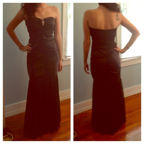 ♦SALE 10% OFF♦ Black Mermaid Style Evening Gown
