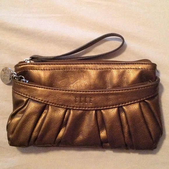 Elle Bronze clutch