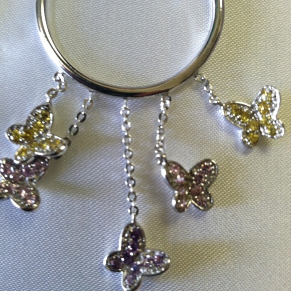 Earring - Picture 2 of 2