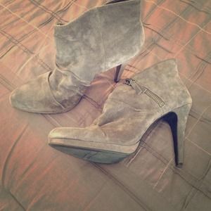 Ankle scrunch gray boot.