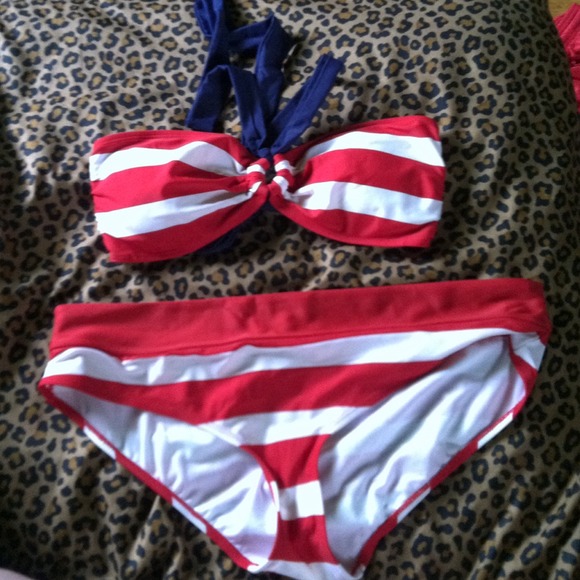 Cute bathing suit!