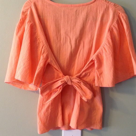 Coral Gauze Tie Blouse with angel sleeves - Picture 3 of 3