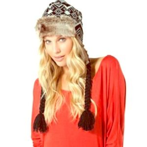 Billabong Beanie 💢Price Negotiable💢