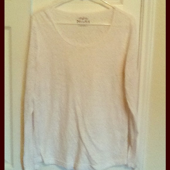 bundle for @raveontabu two shirts