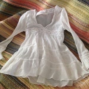 Cute white top