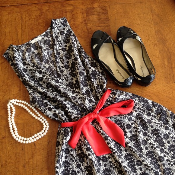 Modcloth balcony kiss dress