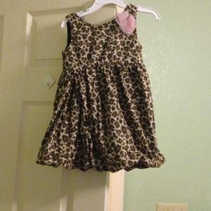 Adorable leopard bubble dress
