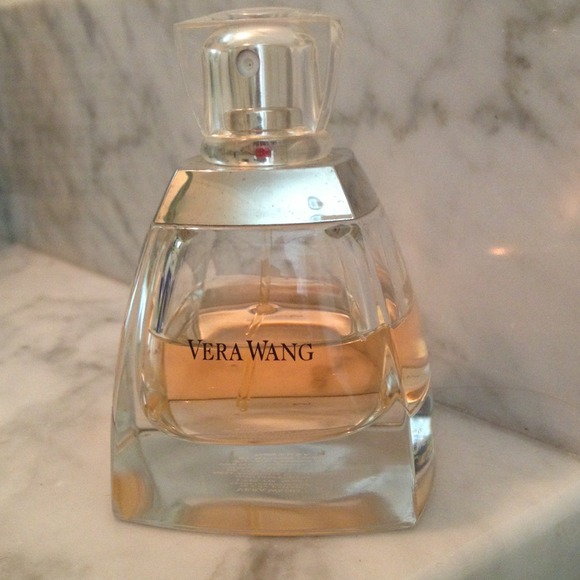 VERA WANG perfume