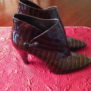 Brown Paten Leather Booties  Via Spiga