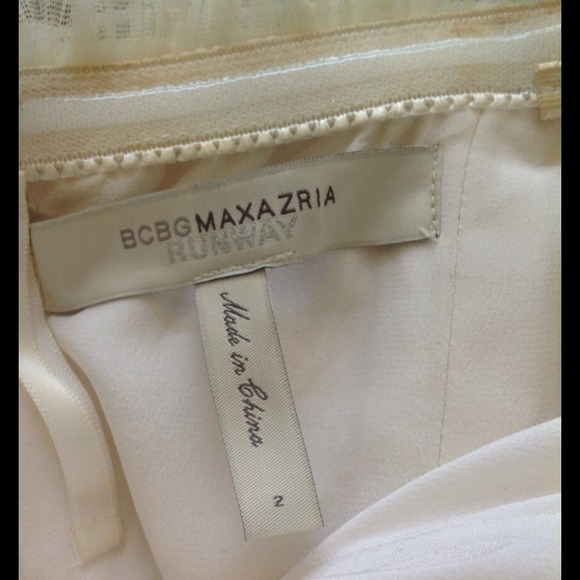 BUY FROM @CRISSYLAUREN🙀  BCBG MaxAzria Runway EUC - Picture 4 of 4